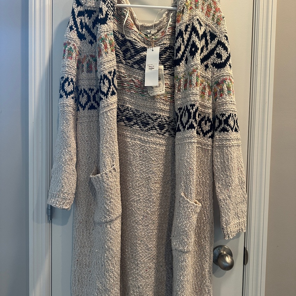 Easel Cream and Black Knit Cardigan